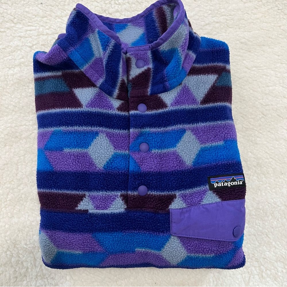 Patagonia Purple & Blue Geometric Fleece Pullover - Picture 15 of 15